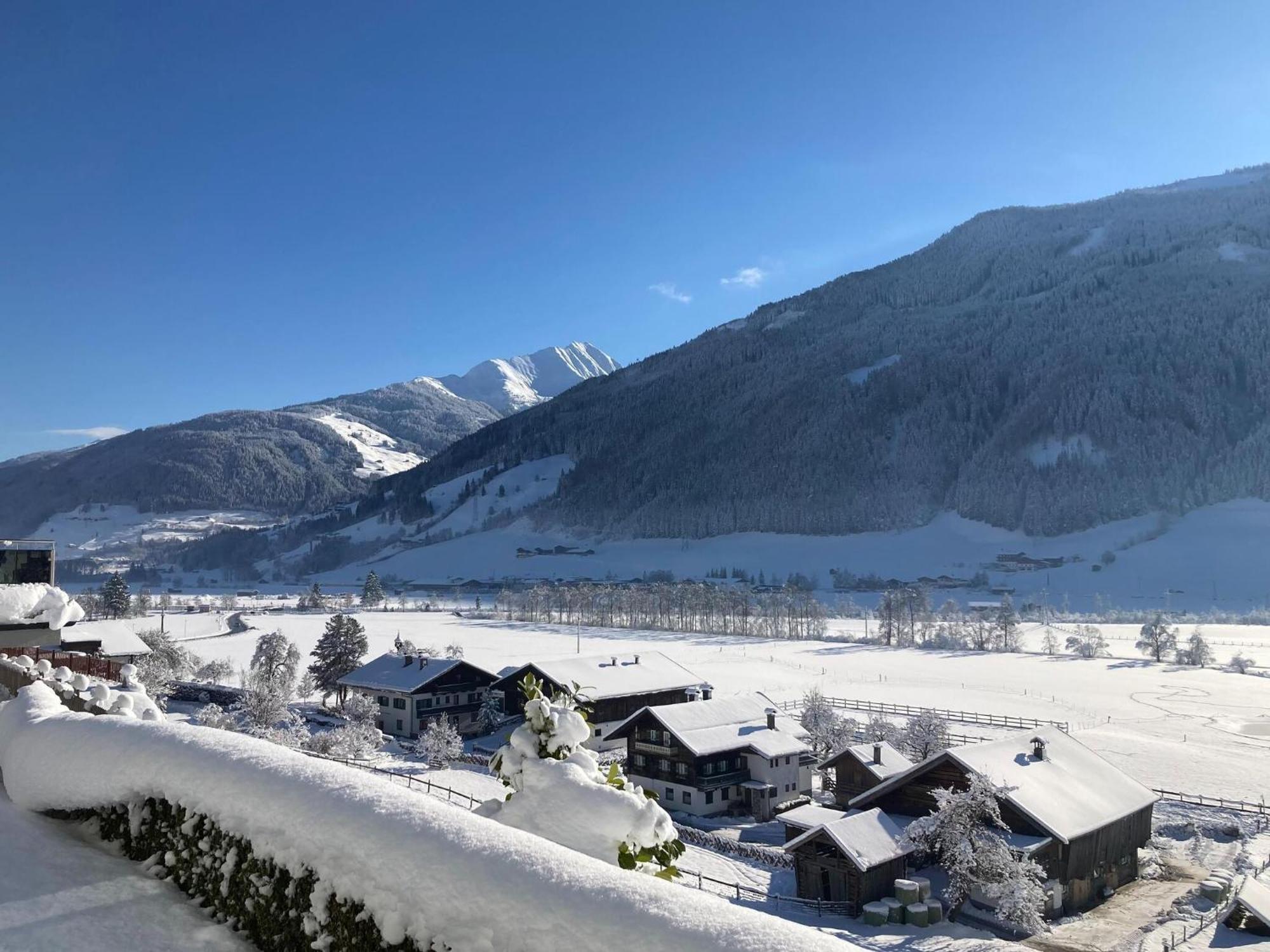 Holiday Apartment In Pinzgau With A Large Terrace Mittersill Exterior foto