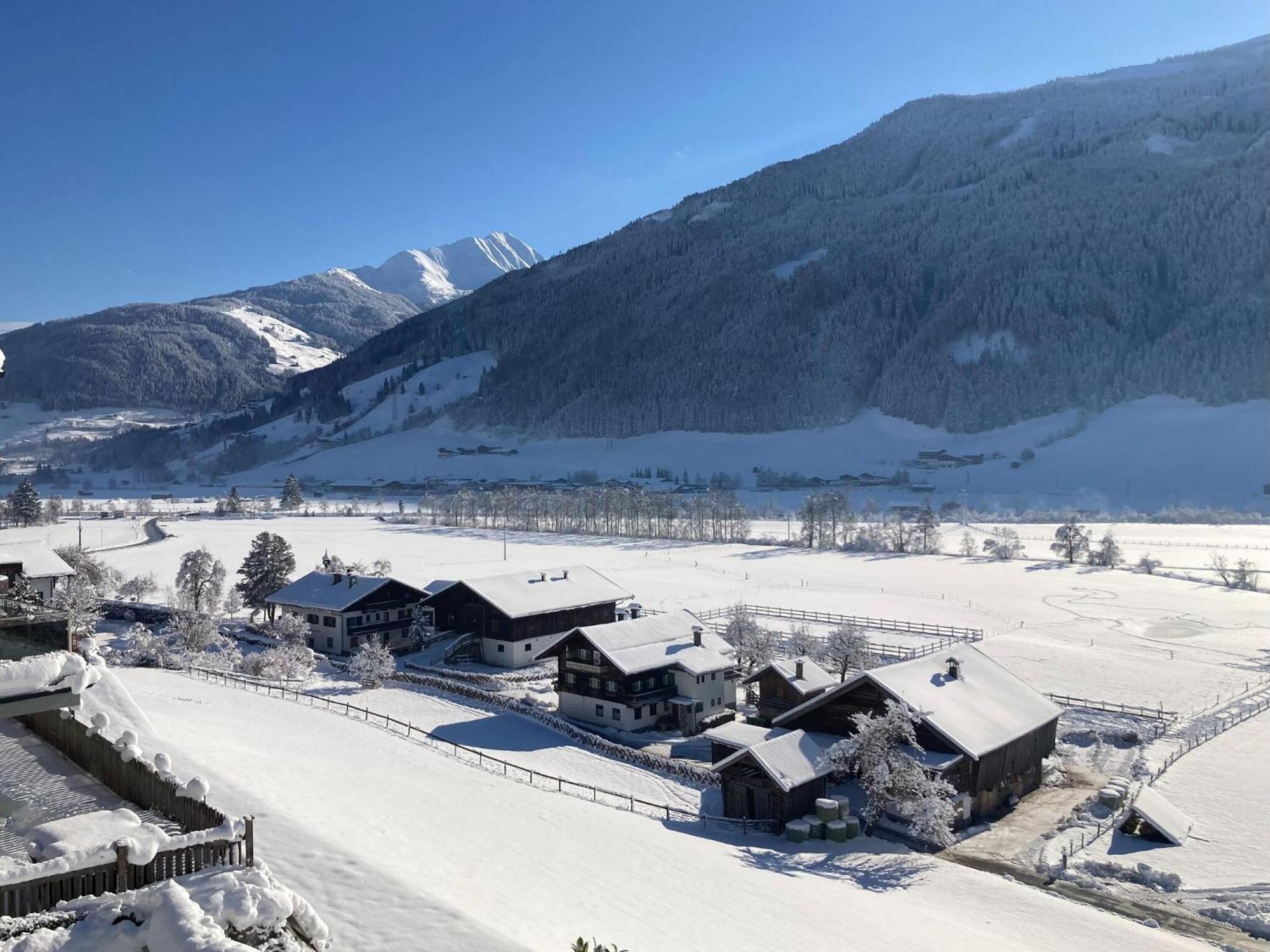 Holiday Apartment In Pinzgau With A Large Terrace Mittersill Exterior foto